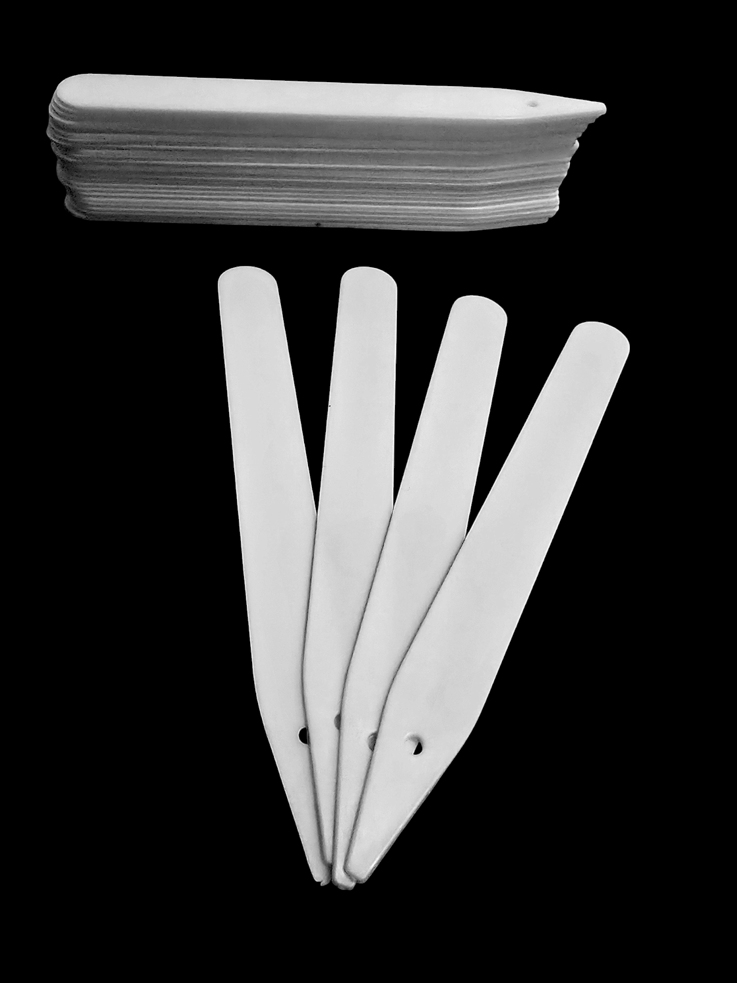 Premium quality thick reusable plastic plant labels (pack of 100)